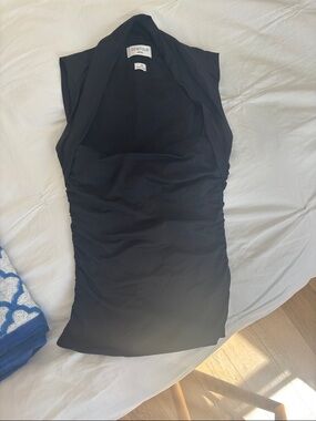 CONTOUR Black Sleeveless Drape Neck top